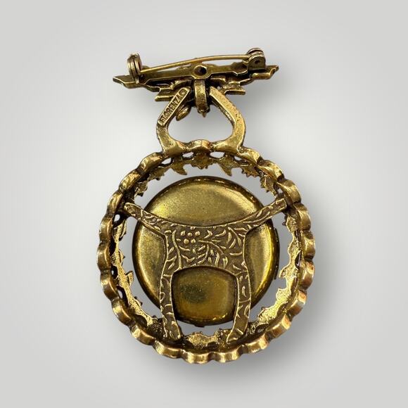 Vintage Florenza Cameo Locket Brooch & Earrings Set Cameo - Picture 5 of 12